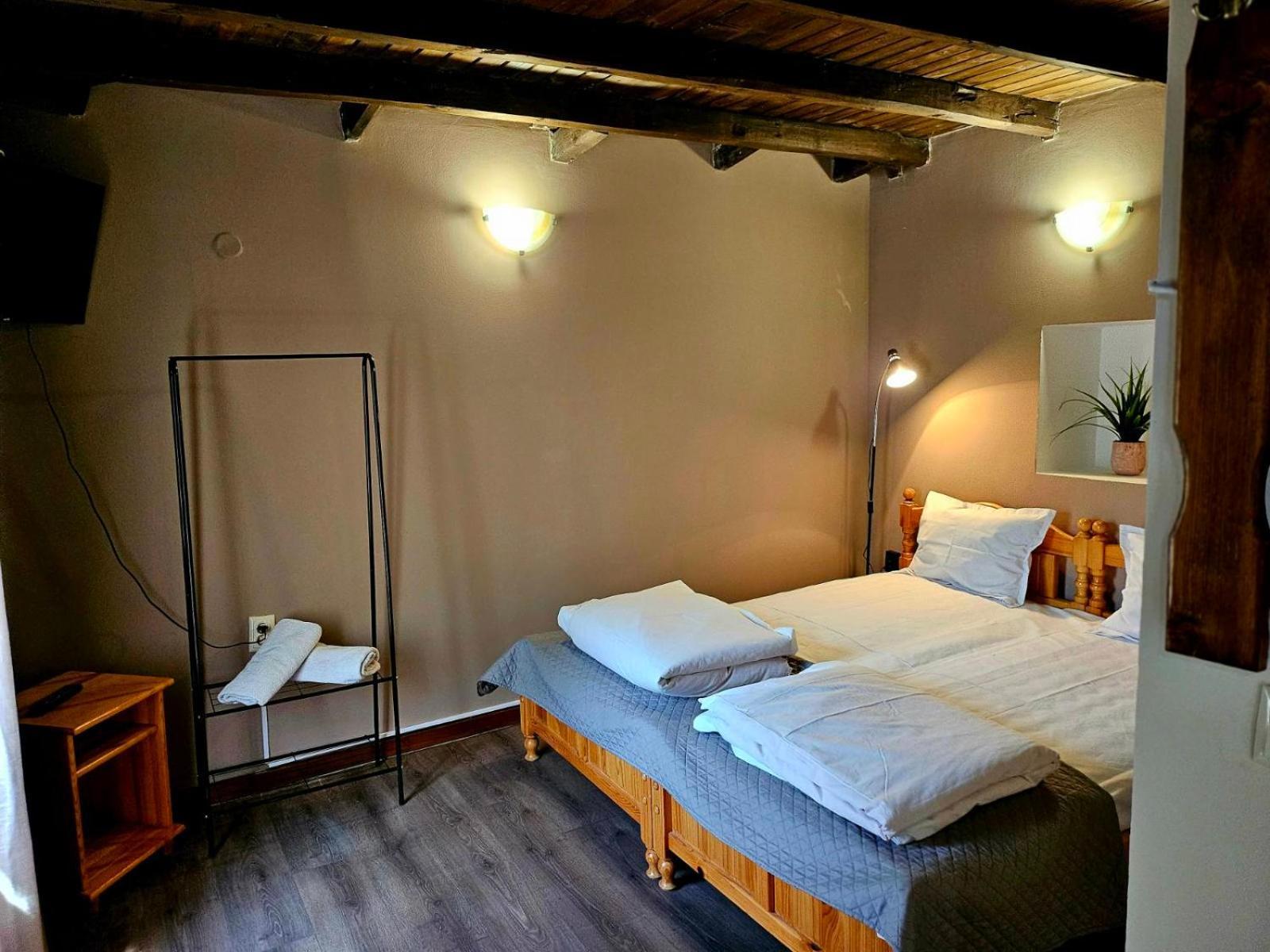 Orehite-Family Hotel ,Food & Pool Bozhichen Luaran gambar