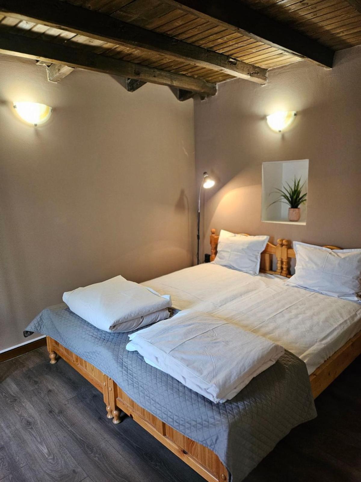 Orehite-Family Hotel ,Food & Pool Bozhichen Luaran gambar