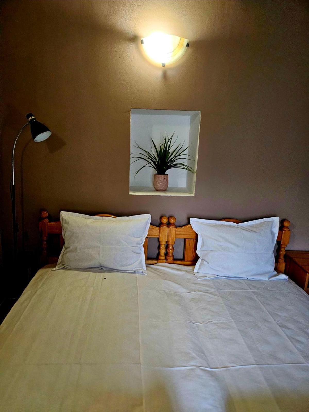 Orehite-Family Hotel ,Food & Pool Bozhichen Luaran gambar