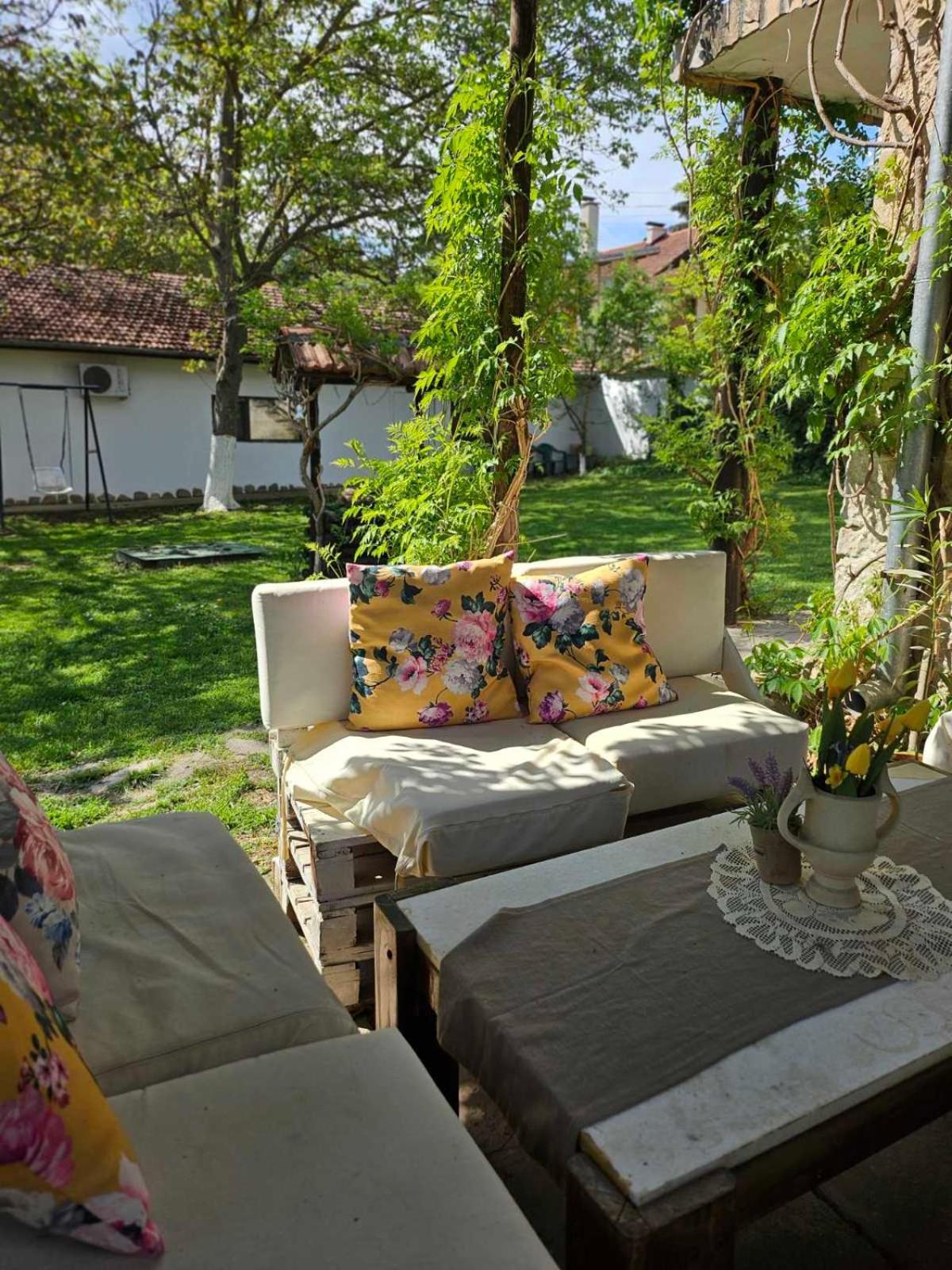 Orehite-Family Hotel ,Food & Pool Bozhichen Luaran gambar
